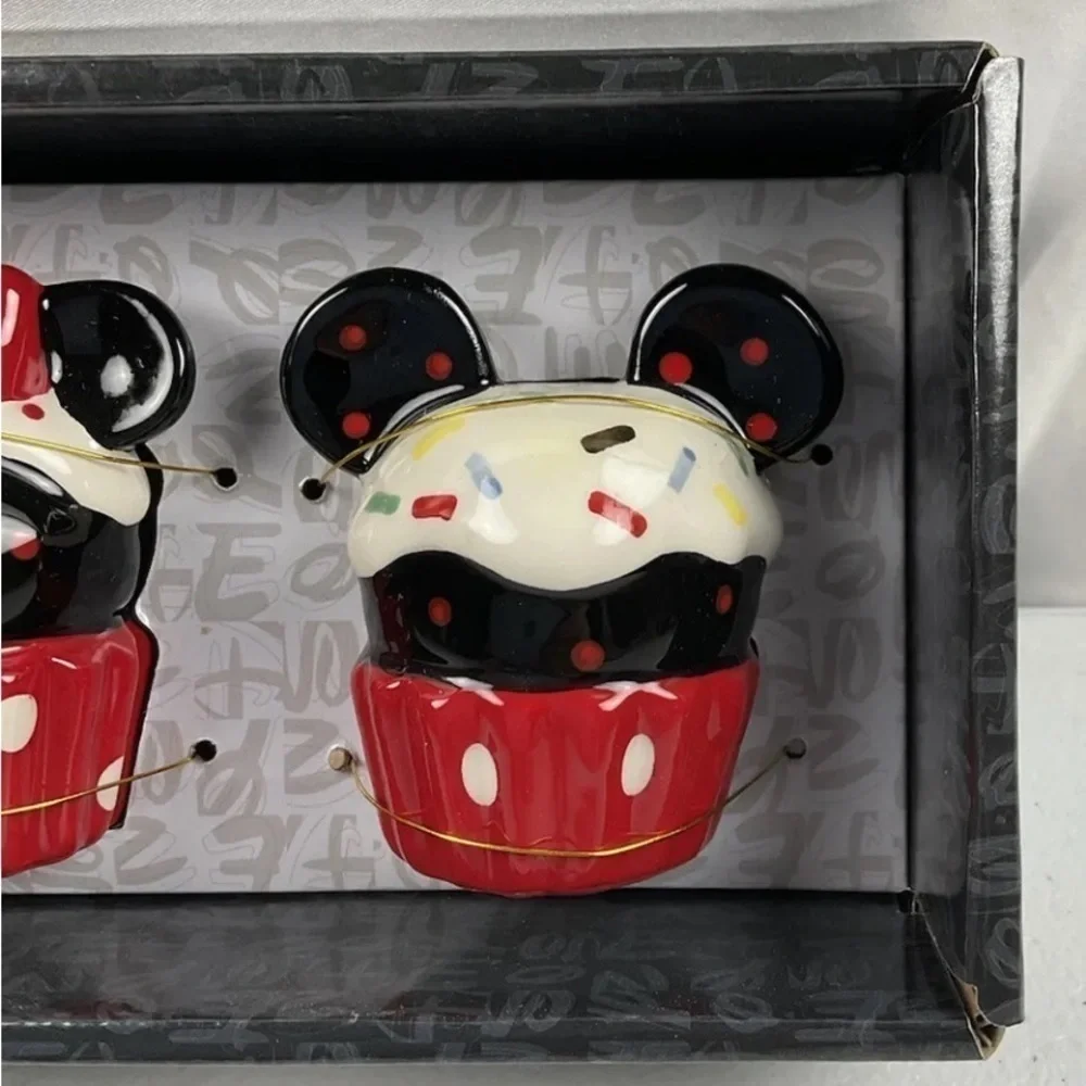 Disney Mickey and Minnie Mouse Ceramic Cupcake Salt and Pepper Shakers